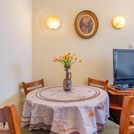 And Cozy 1bdrm Apt. *