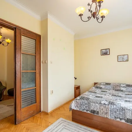 And Cozy 1bdrm Apt. * Sofia