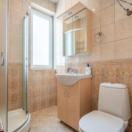 And Cozy 1bdrm Apt. Appartamento *
